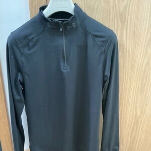 Under Armour Men’s Qualifier Run 1/4 zip Shirt in Black. Size Small